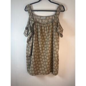 Avenue flutter cold shoulder size 18/20